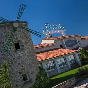 Logis Le Moulin Des Gardelles *** Riom